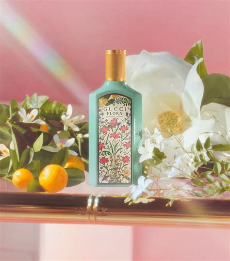 flora gorgeous jasmine de gucci.